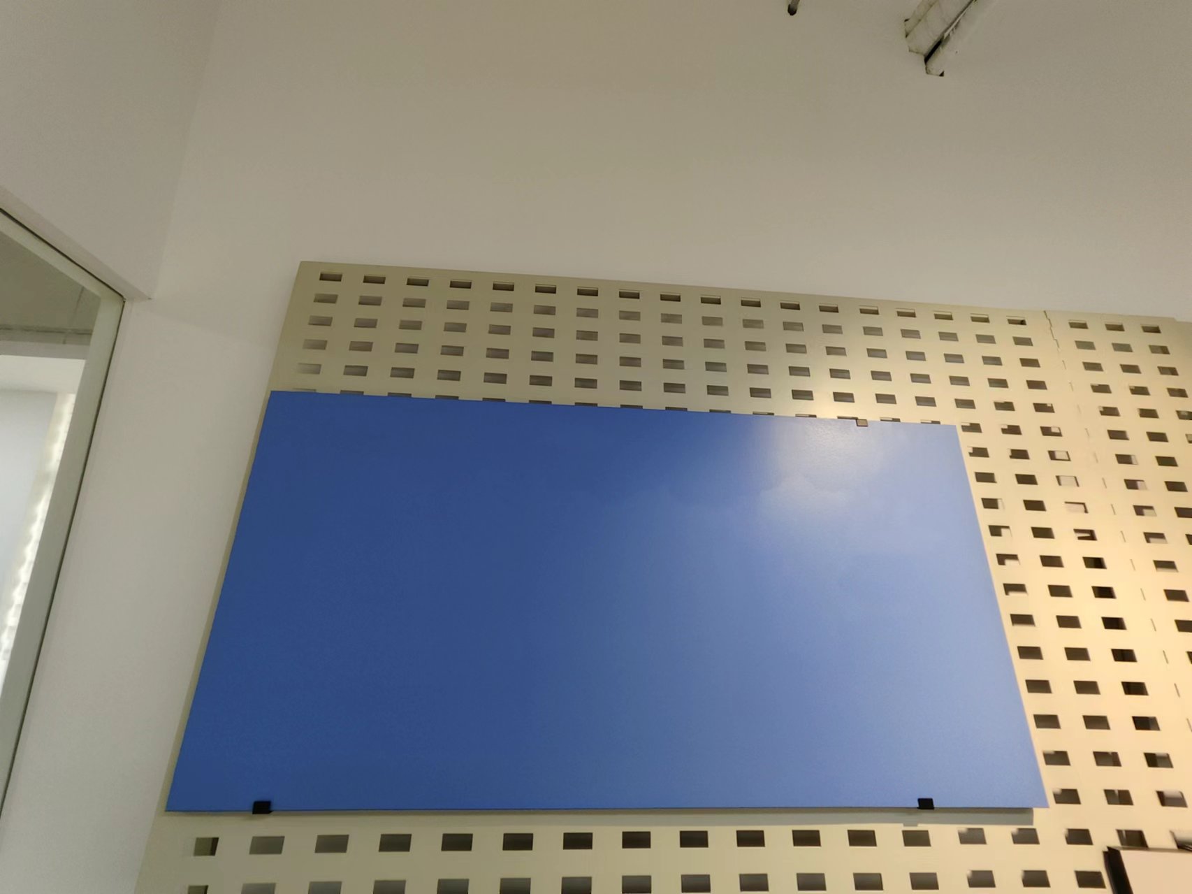 1712649325.jpg 湛藍(lán)臺(tái)面.jpg